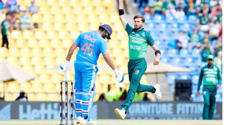 ‘भारत के 5 बल्लेबाजों को आउट करूंगा…’ मैच से पहले Shaheen Afridi ने किया बड़ा दावा