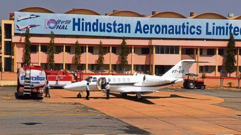 हिंदुस्तान एरोनॉटिक्स लिमिटेड में Technician & Operator पद के लिए निकली बंपर भर्ती, 10वी पास सैलरी ₹23000 प्रति महीना